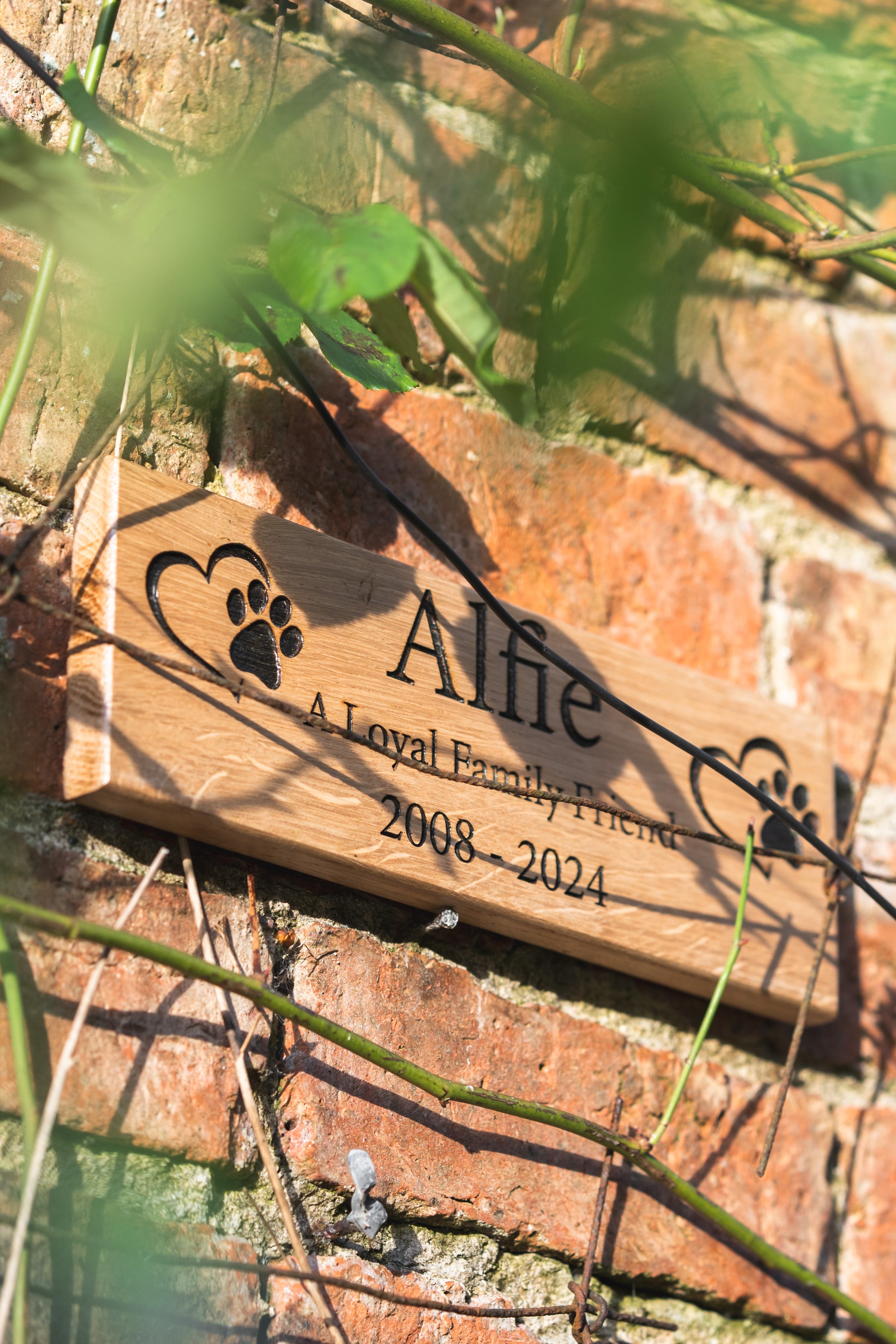 Wooden Memorial Pet Plaque